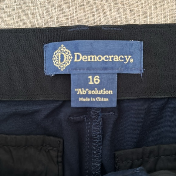 NWT Democracy “Ab”solution High Rise pants - Picture 4 of 5